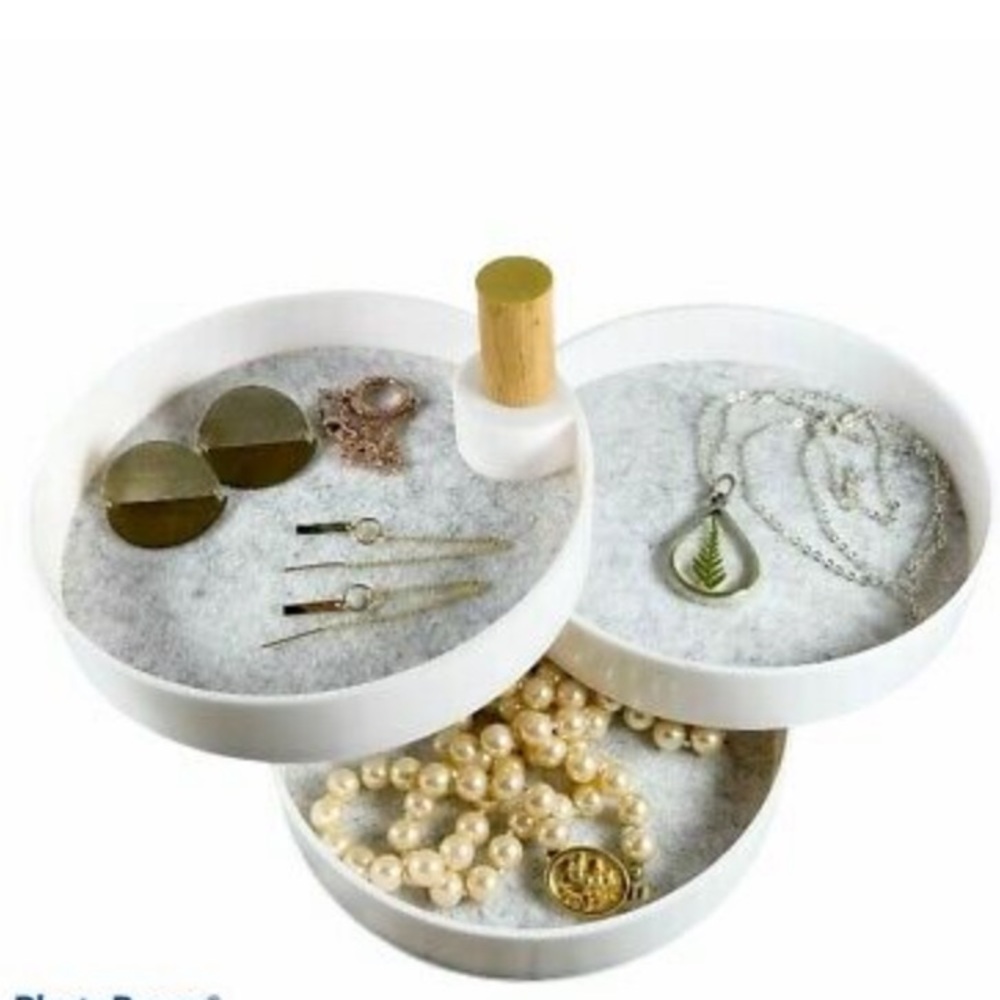 2 Bandits 3 Tier Jewelry Tray